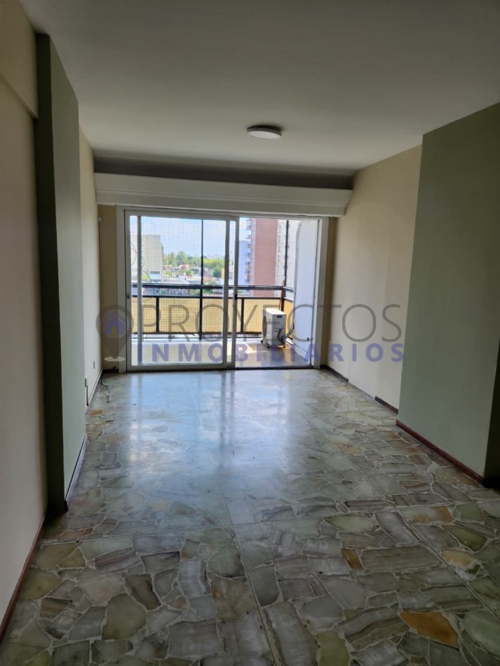 5 ambientes en alquiler al frente sobre Av. Rivadavia 13.900 - Ramos Mejia