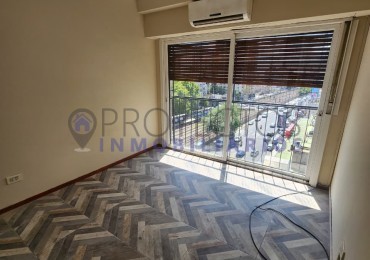 5 ambientes en alquiler al frente sobre Av. Rivadavia 13.900 - Ramos Mejia